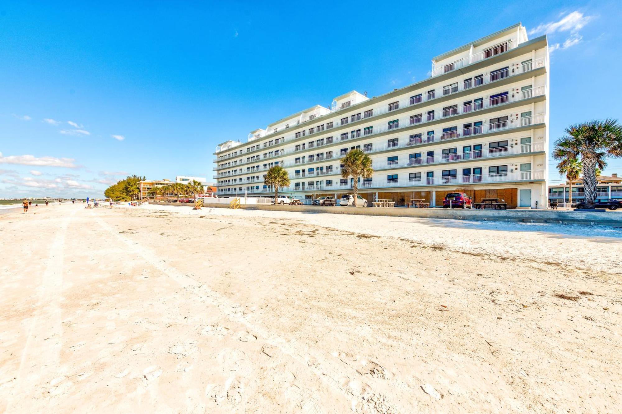 Sunset Chateau 506 - Premier St. Pete Beach Exteriör bild