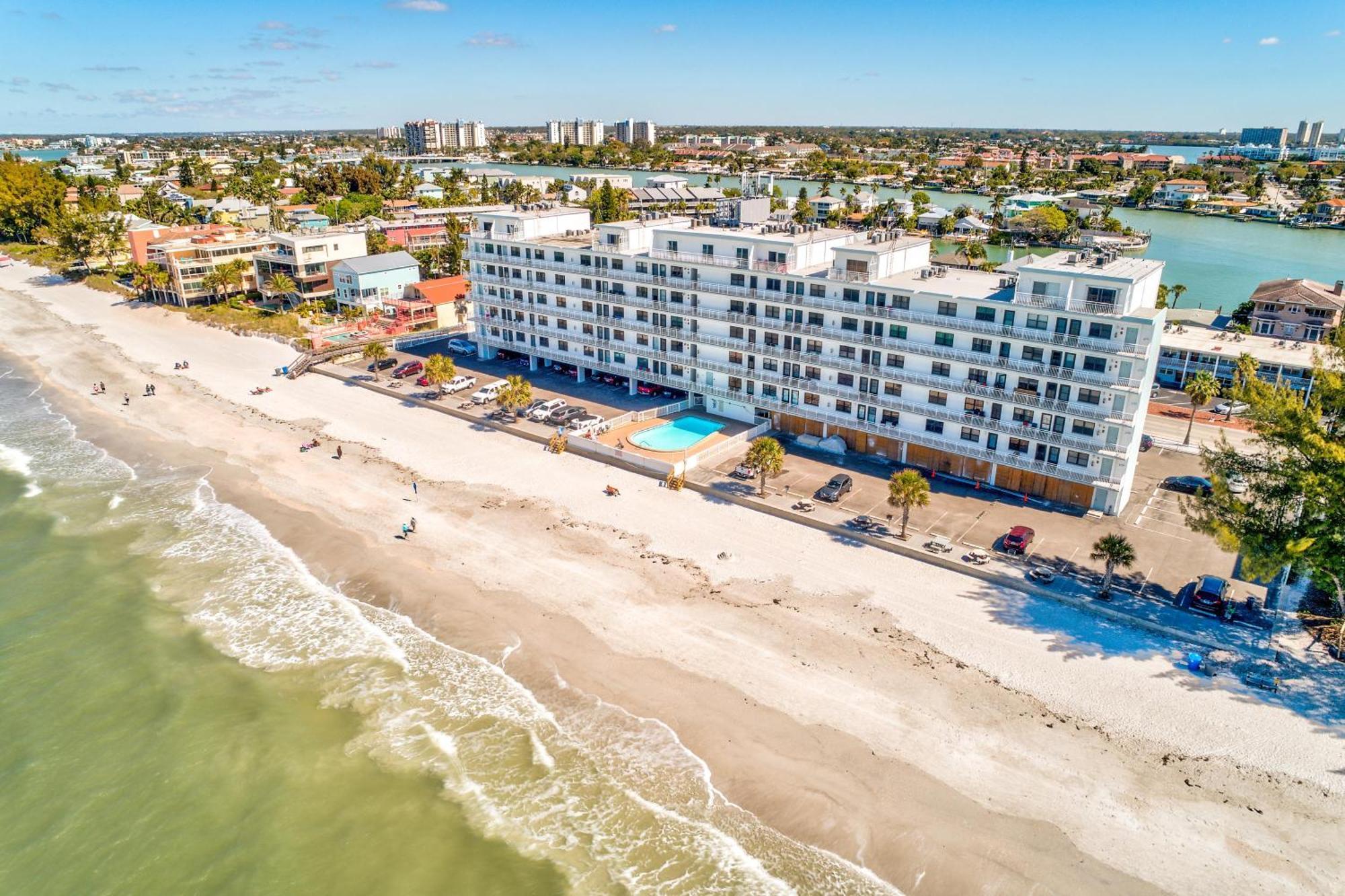 Sunset Chateau 506 - Premier St. Pete Beach Exteriör bild